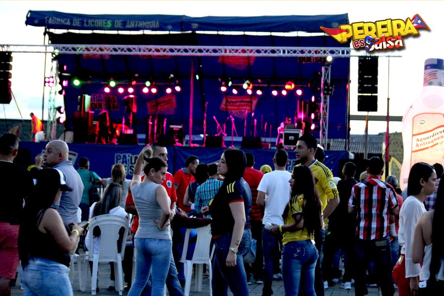 Escenario de la primera edición de Pereira es Salsa en 2016